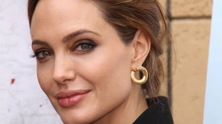 FOTO: Angelina Jolie posa rodeada de abejas y sin ningún temor; esta es la razón