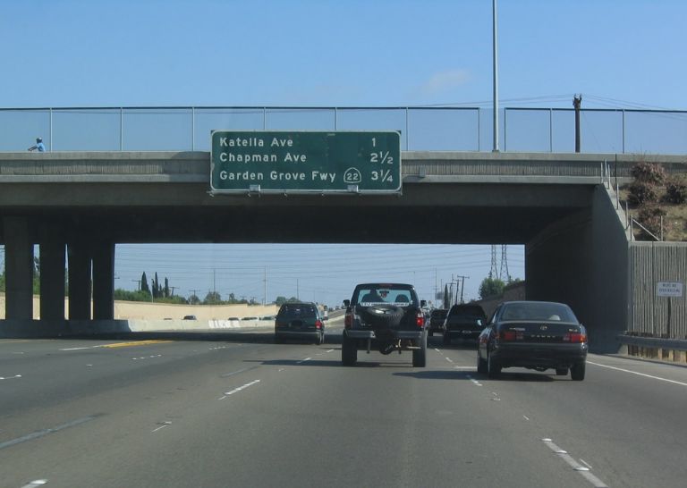 Asesinan a tiros a un niño de 6 años en la autopista 55