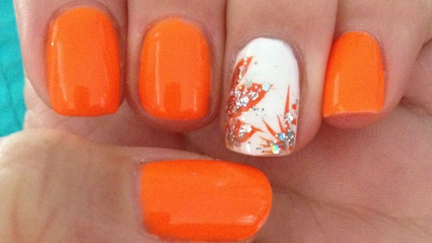 Moda juvenil: Opta por fantásticos diseños de uñas en naranja; será el color del verano 2021