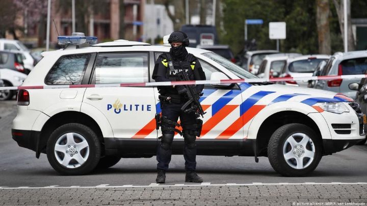 Detienen a hombre que apuñaló a 5 personas en Ámsterdam; hay un muerto