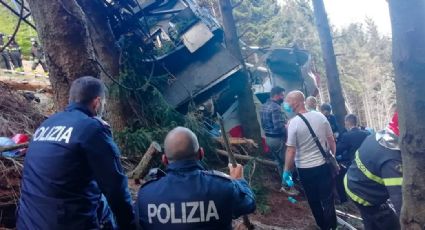 Tragedia en Italia: Teleférico cae al vacío y se estrella en bosque; hay 13 muertos y 2 niños graves
