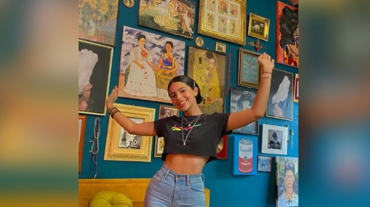 Ángela Aguilar se roba hasta los corazones en Instagram con entallado 'outfit'