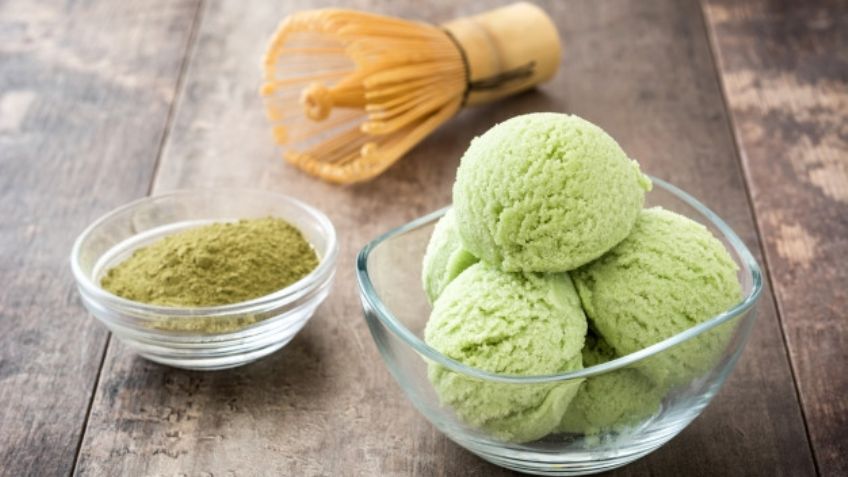 Refresca tus tardes de domingo con este sabroso y saludable helado de matcha