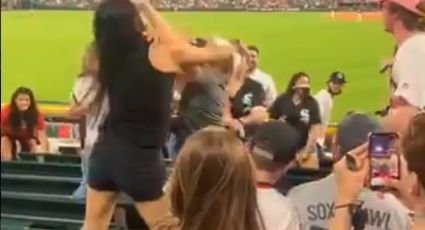 VIDEO: Tres mujeres se agarran a golpes durante el juego de White Sox vs los Cardenales