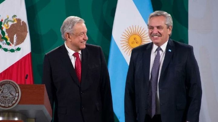 Vacunas AstraZeneca "son seguras y eficaces": Se liberarán para aplicación en México y Argentina