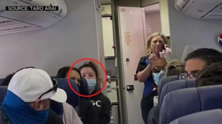 Latina le tira dos dientes a una aeromoza que le pidió que se abrochara el cinturón