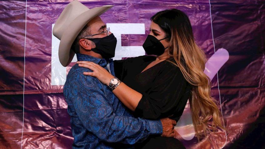 ¿Andaba de parranda? Novia de Vicente Fernández Jr. deja ver al cantante así de 'acabado'