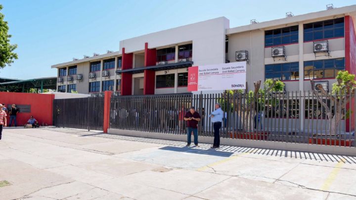 ¡De no creerse! A plena luz de día, sujetos saquean escuela secundaria de Cajeme