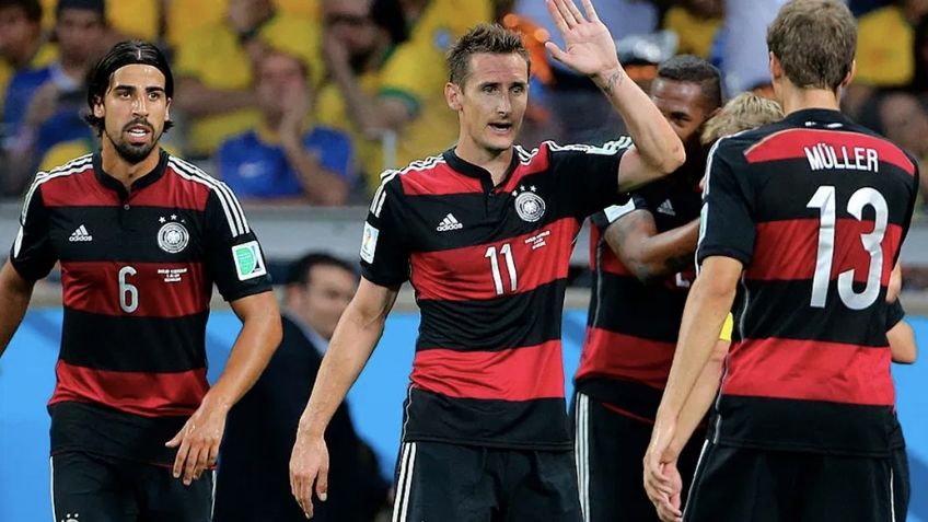 Leyenda del futbol alemán sufre una trombosis y frena su carrera de director técnico