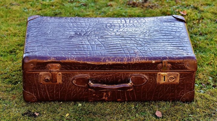 Vacacionista encuentra un cadáver en una maleta; la víctima llevaba 14 años desaparecida