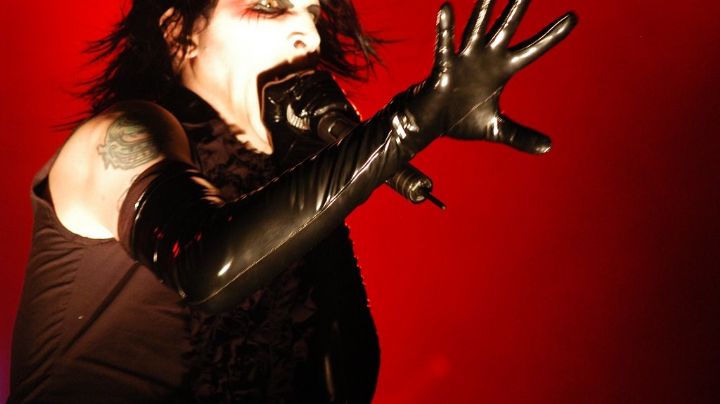 Interponen nueva denuncia contra Marilyn Manson; lo acusan por abuso y violencia a una fan