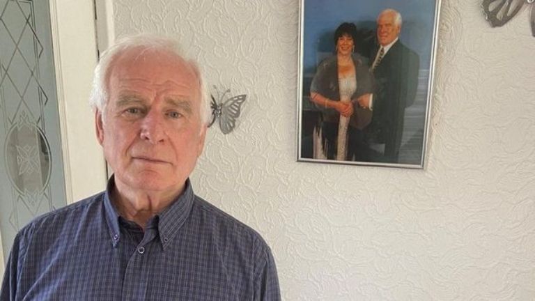 Jeanette Shields murió después de que la dejaran caer de una mesa de operaciones