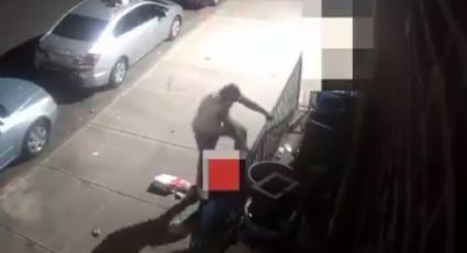 FUERTE VIDEO: Captan la brutal golpiza que le propina un hombre a otro en Nueva York