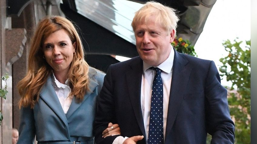 Al igual que la Reina Isabel II, Boris Johnson se casa en secreto en Westminster