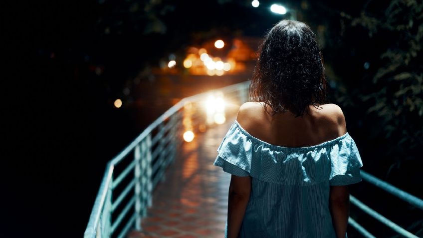 "¿Estás sola?": Un acosador golpea brutalmente a una mujer en plena vía pública