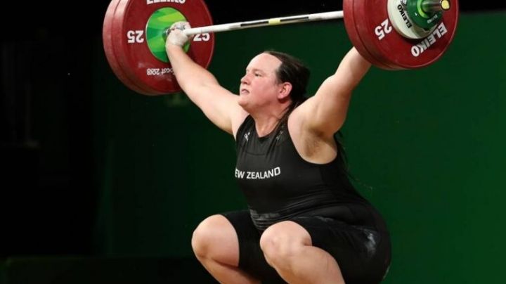 Pesista belga dice que permitir a un atleta trans en las Olimpiadas "es una broma pesada"