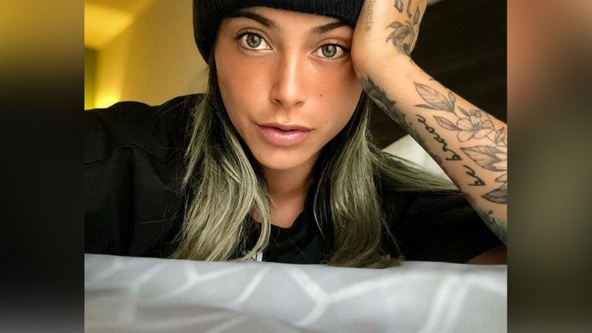 Valery de 'Exatlón' deleita a todo TV Azteca al posar desde el campo con 'outfit' deportivo