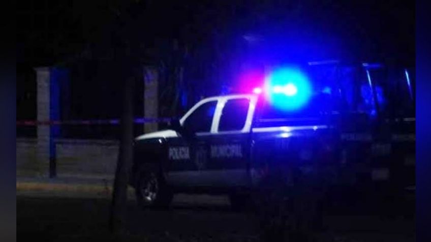 Tras riña, hombre queda sin vida en la calle con varios impactos de bala