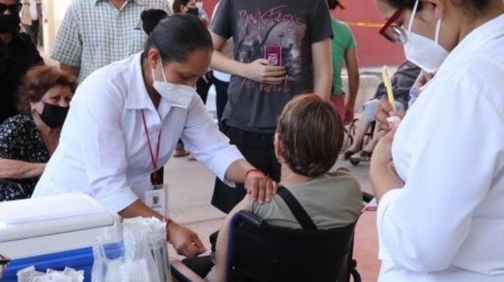 Ciudad Obregón: Aplican segunda dosis de vacuna Pfizer a adultos mayores