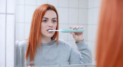 ¡Alerta! Expertos recomiendan cambiar de cepillo de dientes después de haber tenido Covid-19