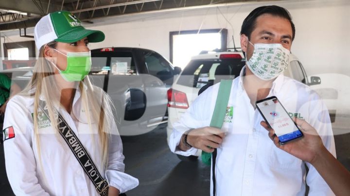 Fidel Covarrubias, candidato a la alcaldía de Cajeme por el PVEM, visita a locatarios del Mercajeme