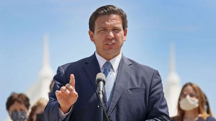 Gobernador de Florida firma ley para restringir el voto; afectaría a latinos y afroamericanos