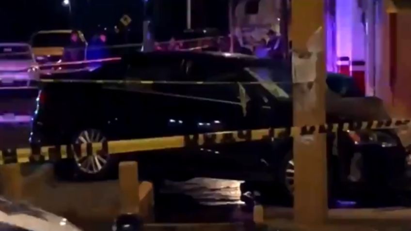 VIDEO: Balean automóvil en venganza y se estrella; murió una madre y su hijo