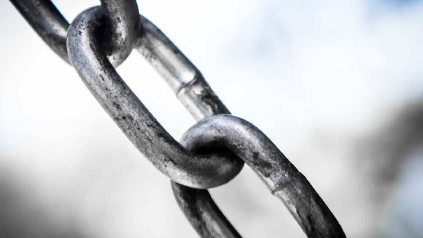 Terror en casa: Cae Lucía por maltrato infantil; encadenó y golpeó a su hija de 9 años