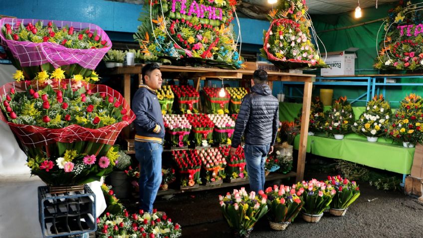 Sader llama a comprar flores en tianguis y mercados este 10 de mayo para impulsar la industria
