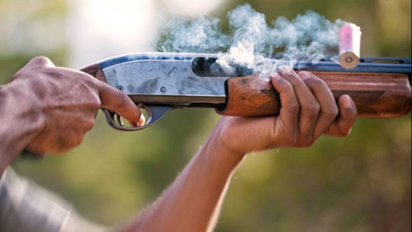 Fiesta se vuelve funeral: A sangre fría, hombre asesina de un escopetazo a su propio hermano