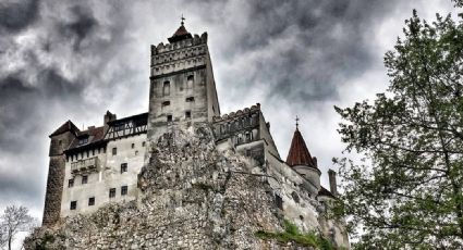 Al estilo Transilvania:  Visitantes al castillo de 'Dracula' serán vacunados contra Covid-19