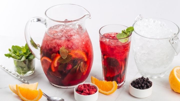 Refresca tus tardes de la temporada de calor con esta limonada de frutos rojos