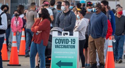 Gobernador de Virginia sorteará armas, dinero y autos para incentivar vacunación contra Covid-19