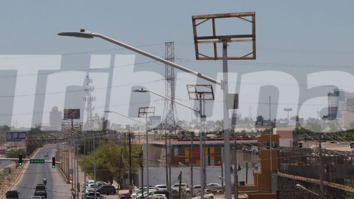'Resguardan' paneles solares para evitar que se los roben en la entrada norte de Ciudad Obregón