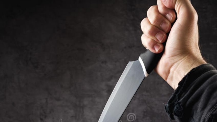 De pesadilla: 3 personas son brutalmente apuñalados en la habitación de un hotel