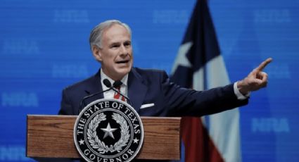 Gobernador de Texas advierte que continuará la construcción de muro y arrestará a migrantes