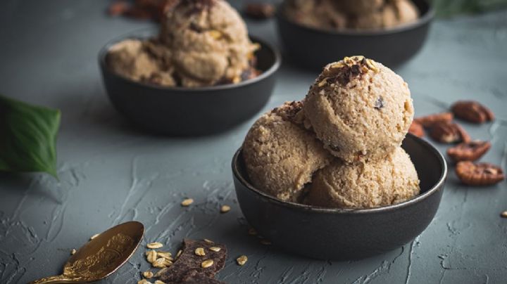 Prepara el postre más saludable con esta receta de helado de avena sin azúcar