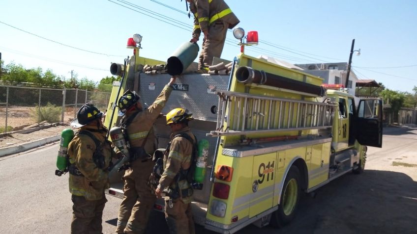 Explosión de línea de gas provoca fuerte movilización de Bomberos en Empalme