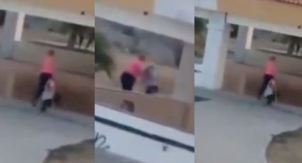 FUERTE VIDEO: Mujer da brutal golpiza a su hijo ciego a plena luz del día; lo arrastró por el piso