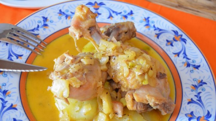 ¡Ideal para la comida! Aprende a preparar estas cremosas pechugas de pollo en salsa de hinojo