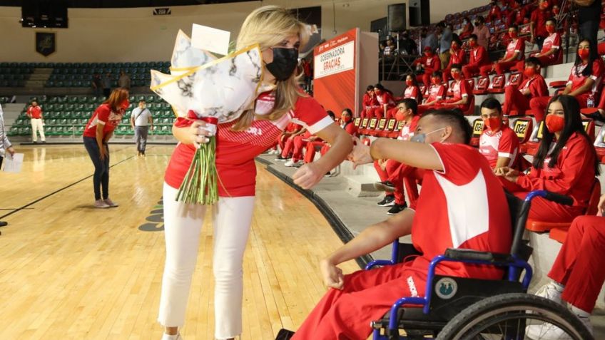 Sonora: Claudia Pavlovich abandera la 'Ola Roja' que participará en Juegos Nacionales Conade 2021