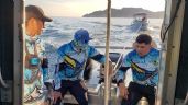 VIDEO: Rescatan a ocho náufragos en aguas de Guaymas; quedaron varados por falla mecánica
