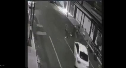 FUERTE VIDEO: Completamente ebrio, Diego atropella a 2 mujeres; las deja tiradas y huye