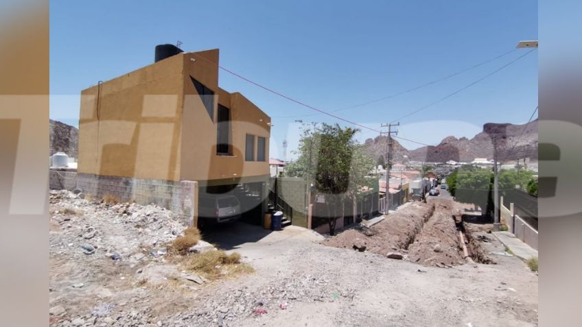 Abuso de autoridad: Servidores públicos del Municipio de Guaymas mandan pavimentar sus calles