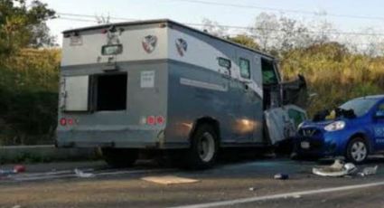Grupo armado roba camioneta de valores y secuestra a los custodios que la conducían en Puebla