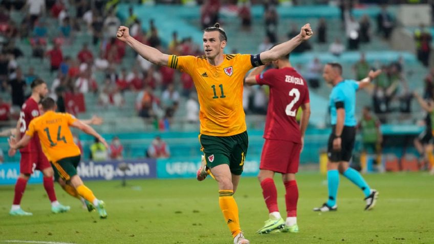 Luz y sombra; Gareth Bale desperdicia penal, pero ayuda a Gales a derrotar a Turquía