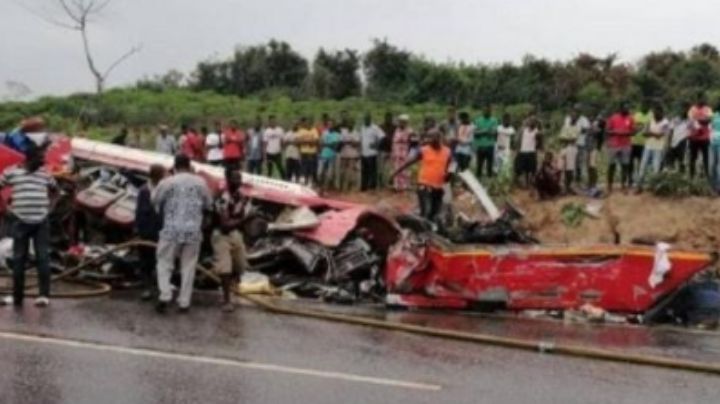 Tragedia en Zambia: Pierden la vida 18 personas tras accidente en la carretera