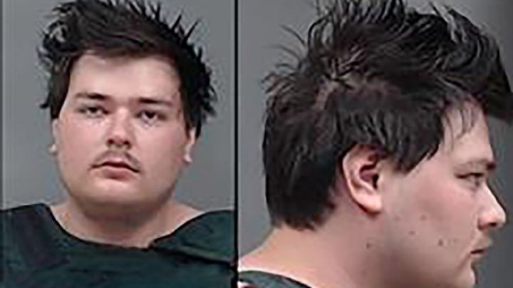 Acusado de asesinar a su familia revela que su papá quería correrlo si no conseguía empleo