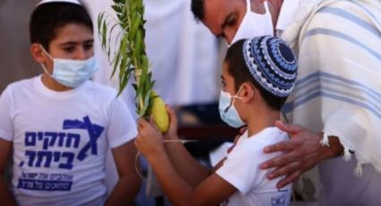 Regresa el uso obligatorio de cubrebocas en Israel tras brotes de variante Delta