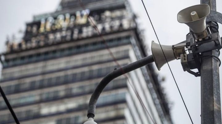 ¡Tragedia! Muere mujer al caer de edificio de la CDMX durante Mega Simulacro